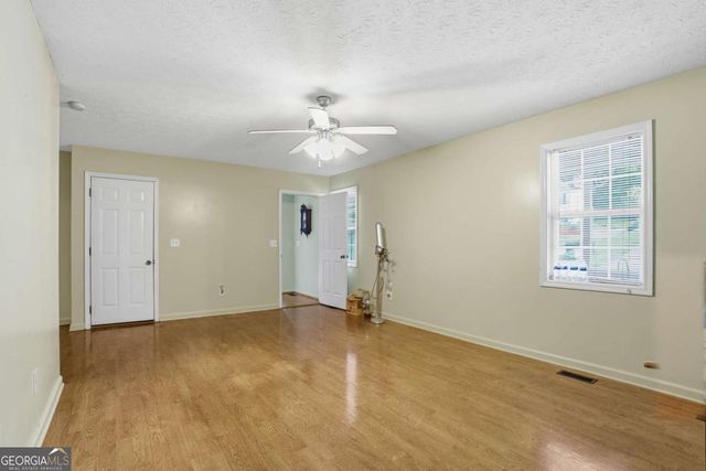 11 Farmstead Court, Adairsville, GA 30103