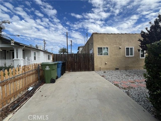 1111 Alhambra Rd, Alhambra, CA 91801