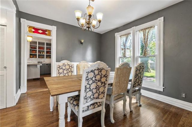 318 W Cedar Street, Olathe, KS 66061
