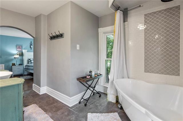 318 W Cedar Street, Olathe, KS 66061