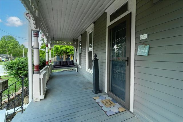 318 W Cedar Street, Olathe, KS 66061