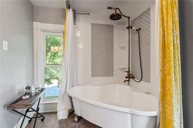318 W Cedar Street, Olathe, KS 66061