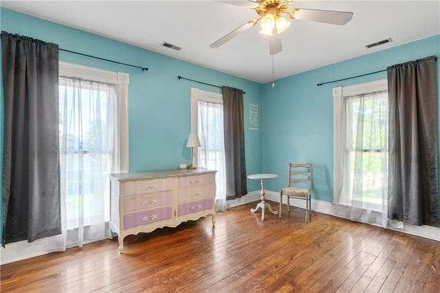 318 W Cedar Street, Olathe, KS 66061