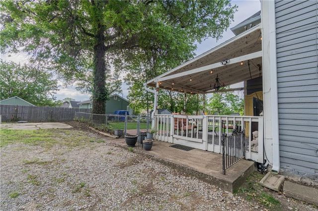 318 W Cedar Street, Olathe, KS 66061