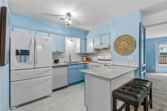 8337 Lowell Avenue 1, Overland Park, KS 66212