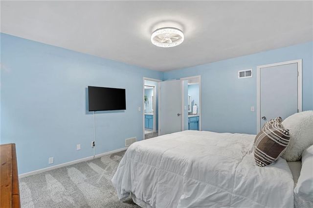8337 Lowell Avenue 1, Overland Park, KS 66212