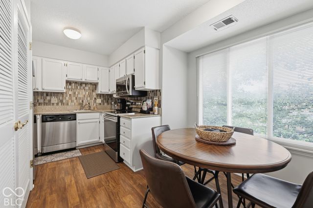 558 W Hunters Drive APT D, Carmel, IN 46032