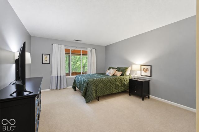 558 W Hunters Drive APT D, Carmel, IN 46032