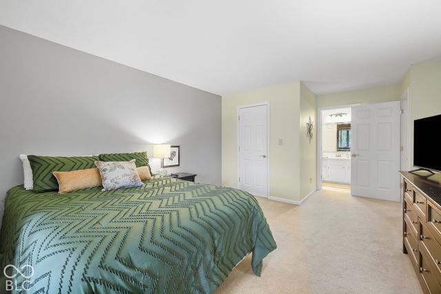 558 W Hunters Drive APT D, Carmel, IN 46032