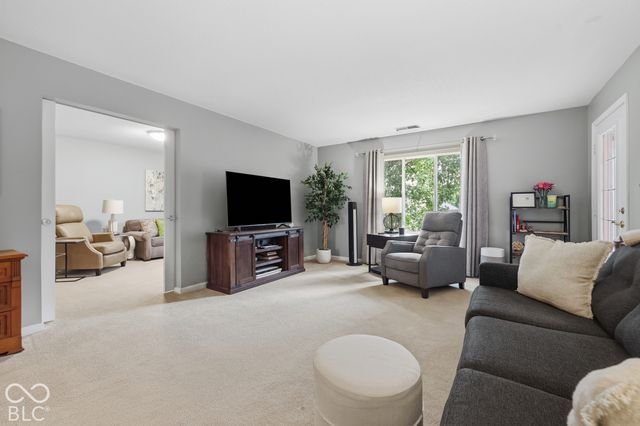 558 W Hunters Drive APT D, Carmel, IN 46032