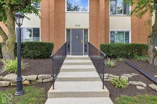 558 W Hunters Drive APT D, Carmel, IN 46032