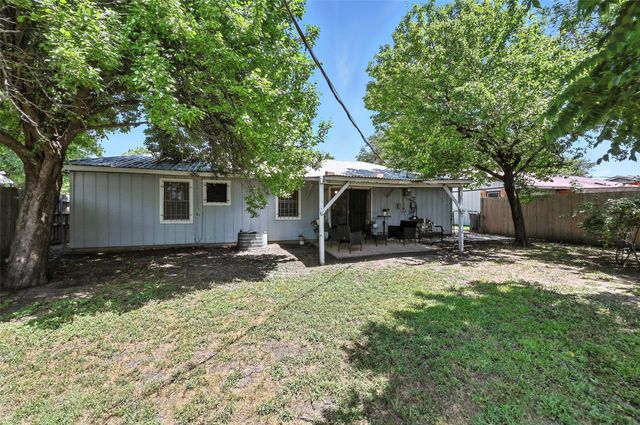 804 Live Oak Street, Wilmer, TX 75172