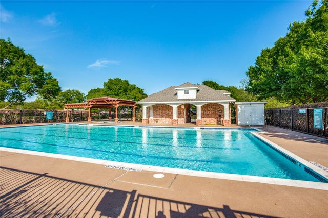 3631 Mackenzie Lane, Richardson, TX 75082