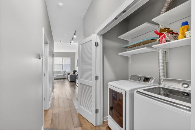 1700 Belcourt Ave Apt 301, Nashville, TN 37212
