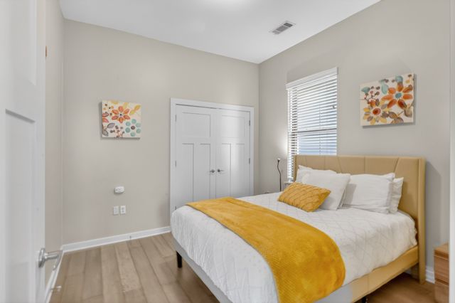 1700 Belcourt Ave Apt 301, Nashville, TN 37212