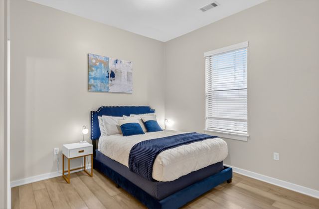 1700 Belcourt Ave Apt 301, Nashville, TN 37212