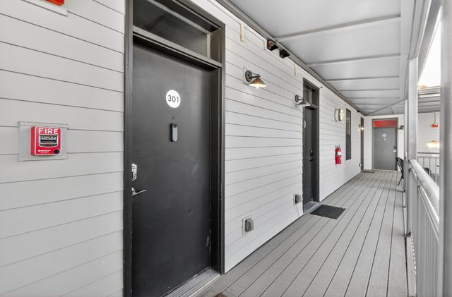 1700 Belcourt Ave Apt 301, Nashville, TN 37212