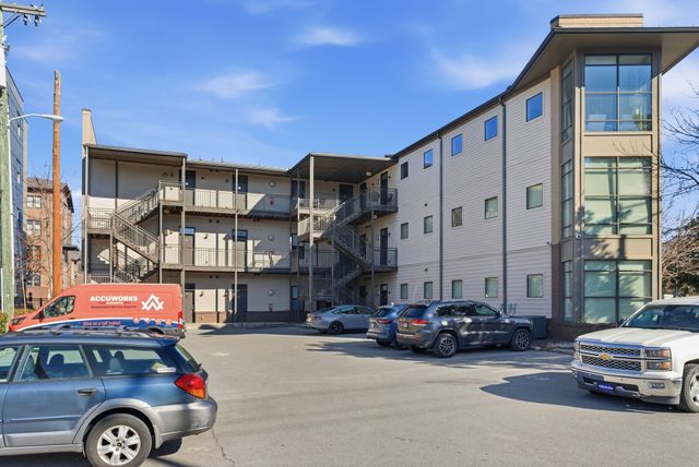 1700 Belcourt Ave Apt 301, Nashville, TN 37212
