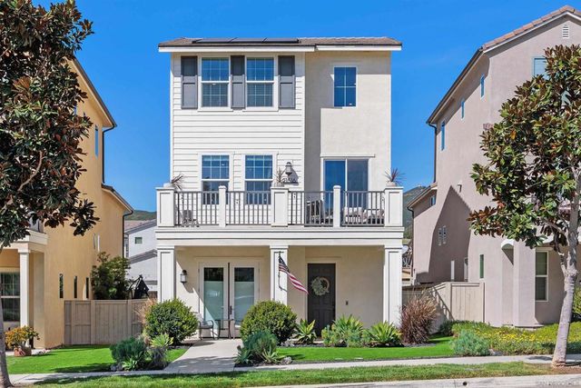 21516 Harmony Village Dr, Escondido, CA 92029