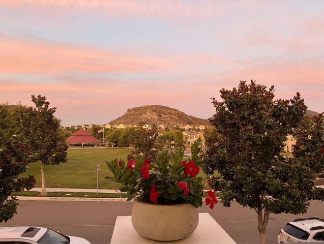 21516 Harmony Village Dr, Escondido, CA 92029