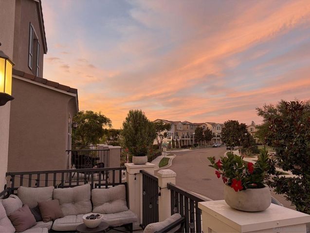 21516 Harmony Village Dr, Escondido, CA 92029