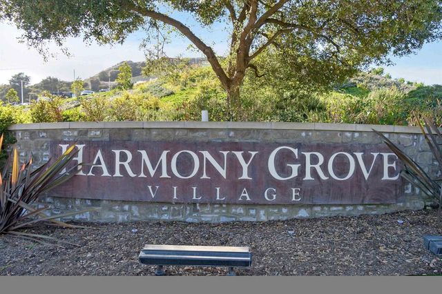 21516 Harmony Village Dr, Escondido, CA 92029
