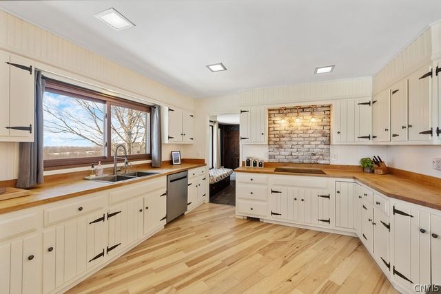 4366 Palmer Road, Pompey, NY 13104