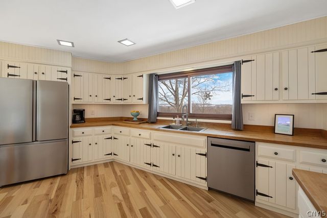 4366 Palmer Road, Pompey, NY 13104