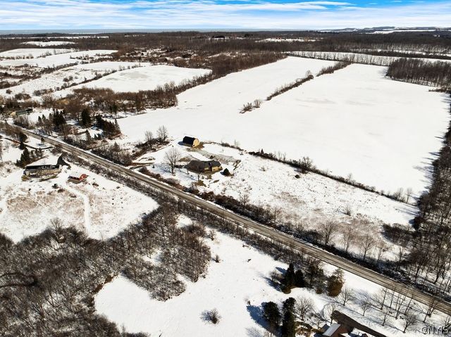 4366 Palmer Road, Pompey, NY 13104