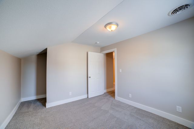 112 E Mulberry Street, Watseka, IL 60970