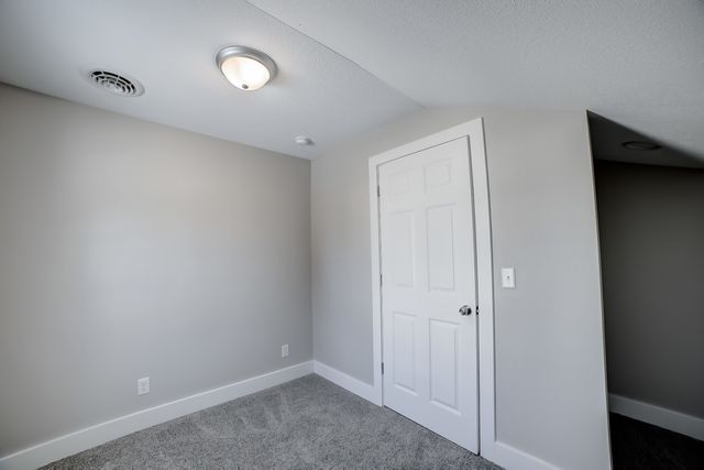 112 E Mulberry Street, Watseka, IL 60970