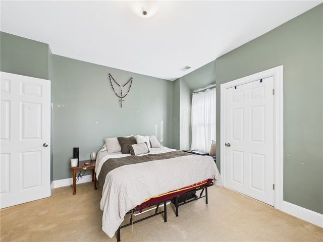 236 Juniper Street, East Providence, RI 02914