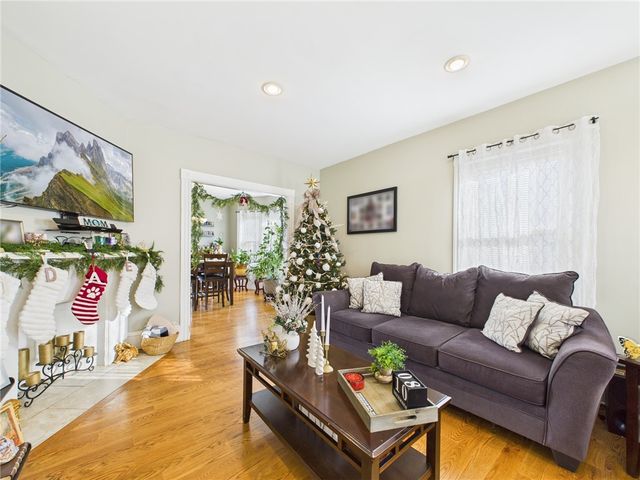 236 Juniper Street, East Providence, RI 02914