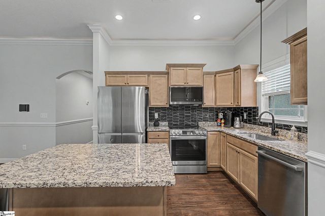 464 Timberwood Drive, Woodruff, SC 29388