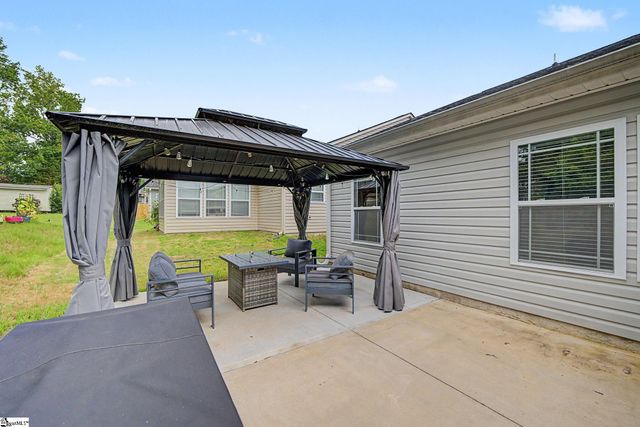 464 Timberwood Drive, Woodruff, SC 29388
