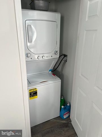 5214 BLAINE ST NE, Washington, DC 20019