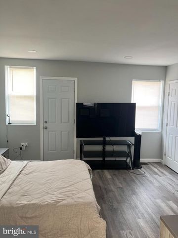 5214 BLAINE ST NE, Washington, DC 20019