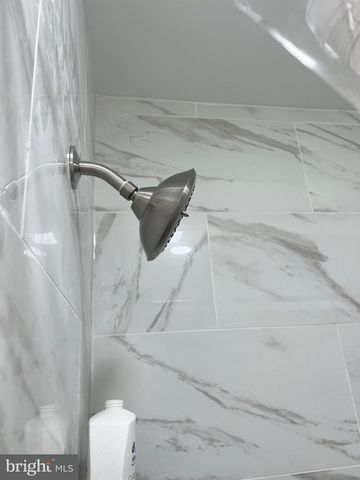 5214 BLAINE ST NE, Washington, DC 20019