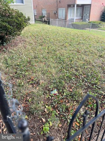 5214 BLAINE ST NE, Washington, DC 20019