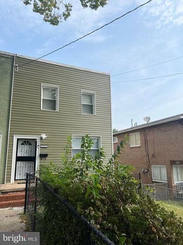 5214 BLAINE ST NE, Washington, DC 20019