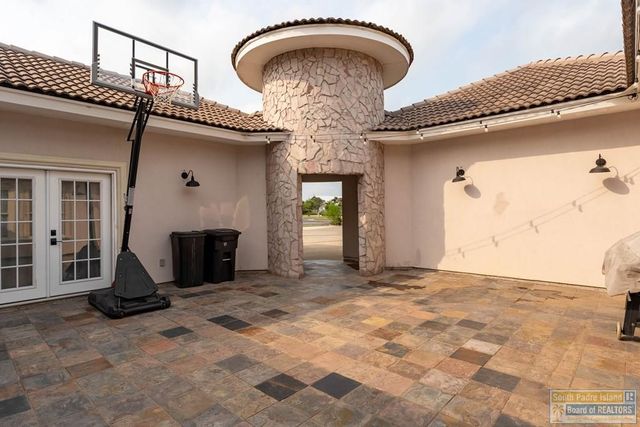 140 Madelyn Rose, Bayview, TX 78566