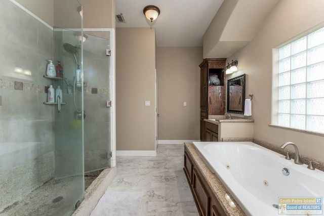 140 Madelyn Rose, Bayview, TX 78566