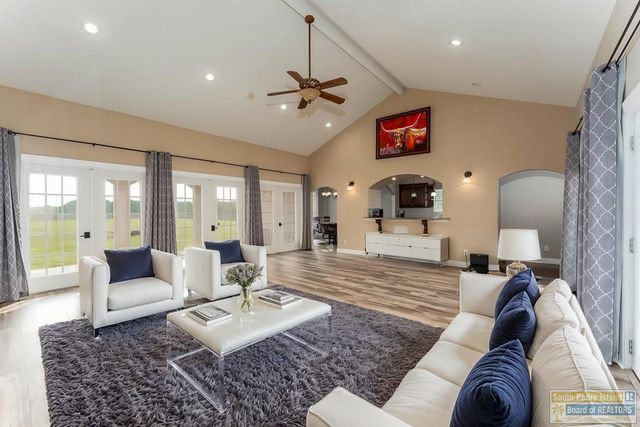 140 Madelyn Rose, Bayview, TX 78566