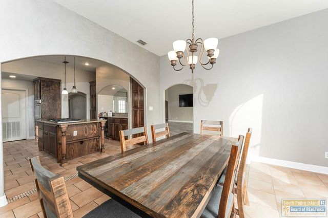 140 Madelyn Rose, Bayview, TX 78566