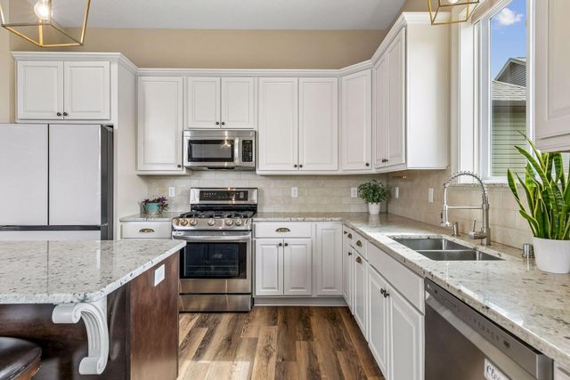 26612 Frontier Avenue, Wyoming, MN 55092