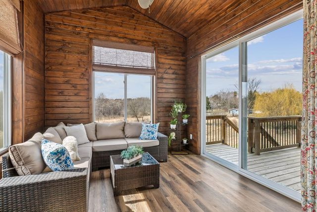 26612 Frontier Avenue, Wyoming, MN 55092