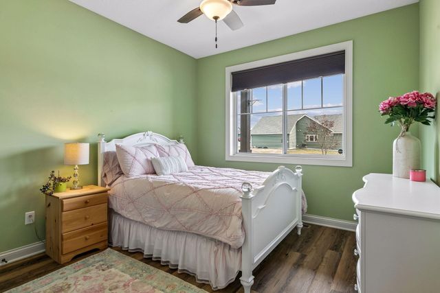 26612 Frontier Avenue, Wyoming, MN 55092