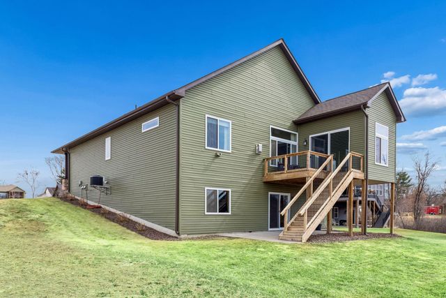 26612 Frontier Avenue, Wyoming, MN 55092