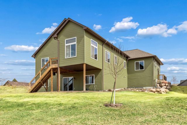 26612 Frontier Avenue, Wyoming, MN 55092