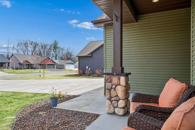 26612 Frontier Avenue, Wyoming, MN 55092